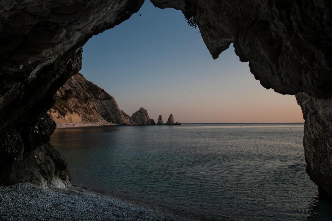 Loft Sul Mare Sirolo Apartamento Quarto foto